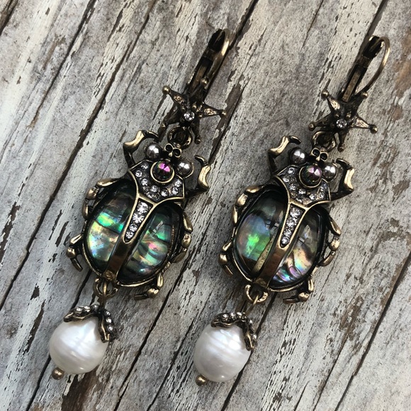 Vintage Scarab Pearl Drop Earrings! - Picture 2 of 5